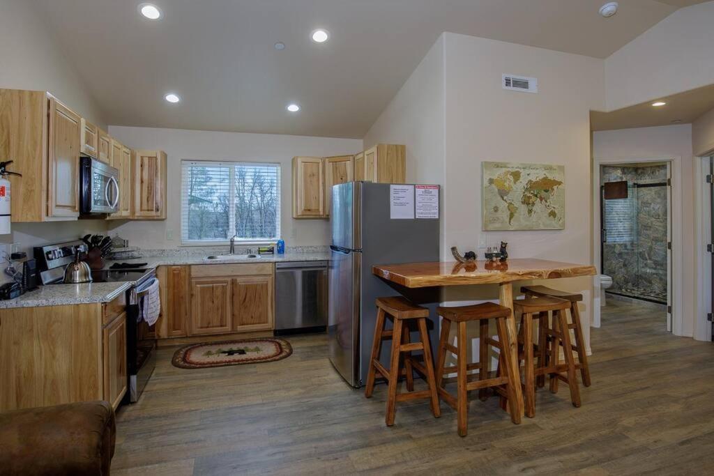 Cozy Cub Cabin, Brand New Home Near Yosemite Маріпоса Екстер'єр фото
