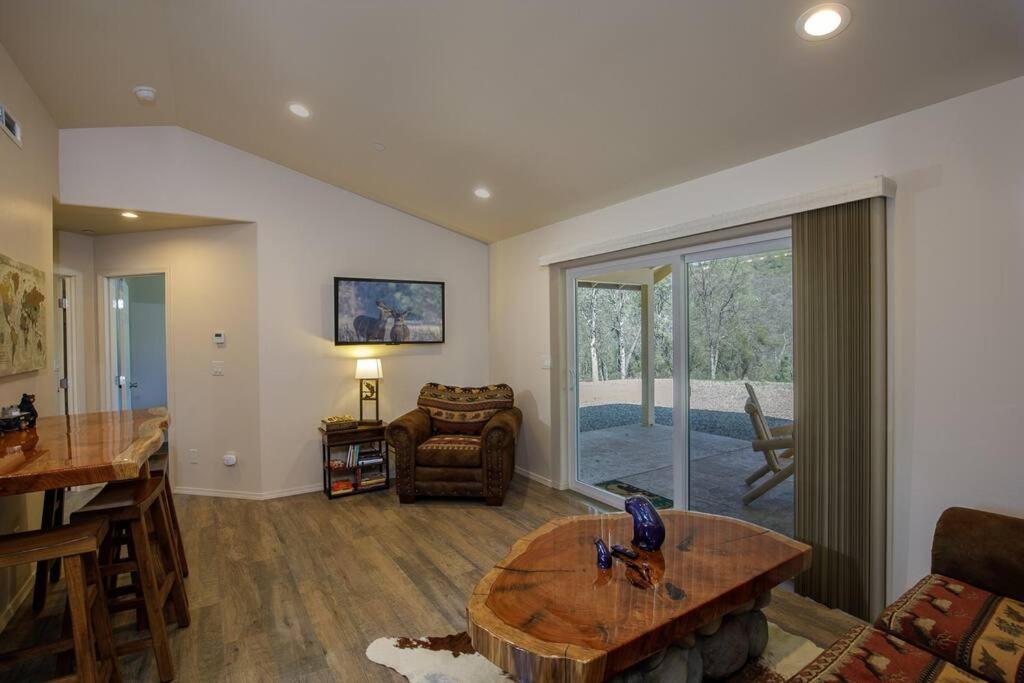 Cozy Cub Cabin, Brand New Home Near Yosemite Маріпоса Екстер'єр фото