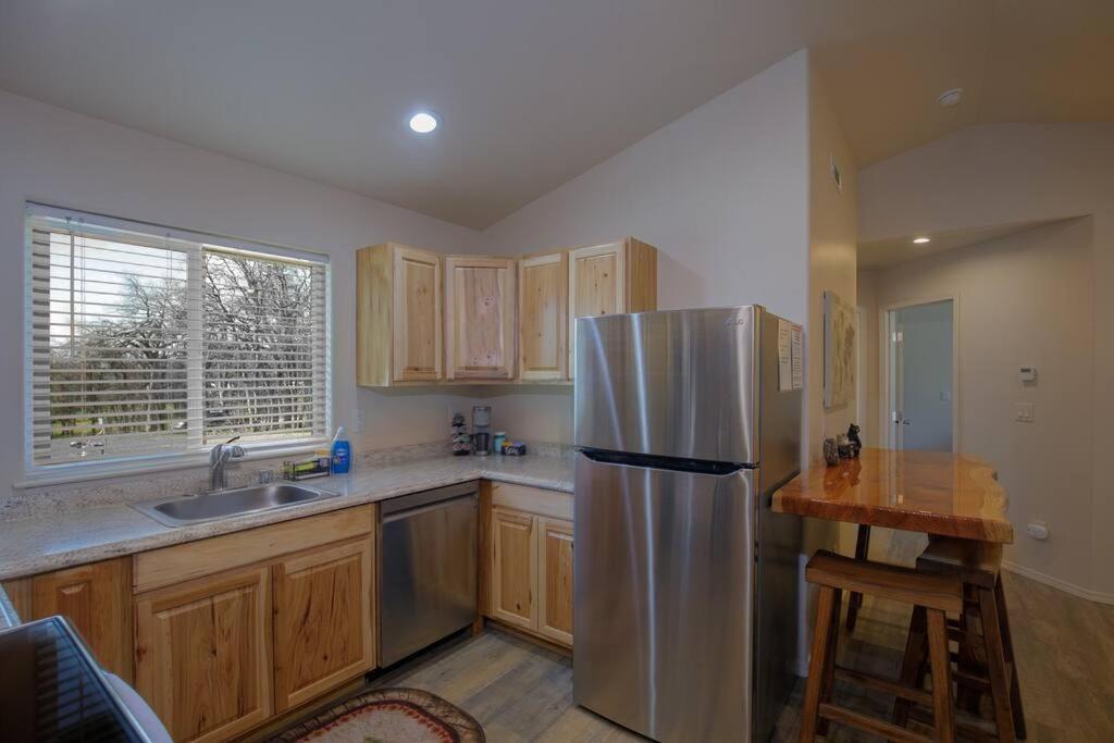 Cozy Cub Cabin, Brand New Home Near Yosemite Маріпоса Екстер'єр фото